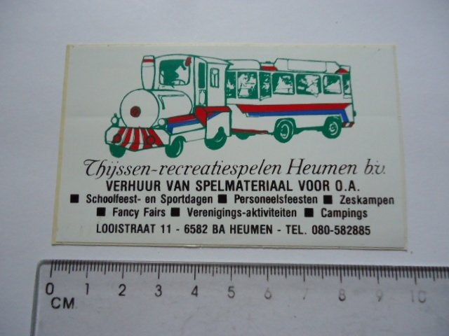 sticker oud Heumen THIJSSEN spel recreatiespelen retro, Verzenden, Zo goed als nieuw, Bedrijf of Vereniging