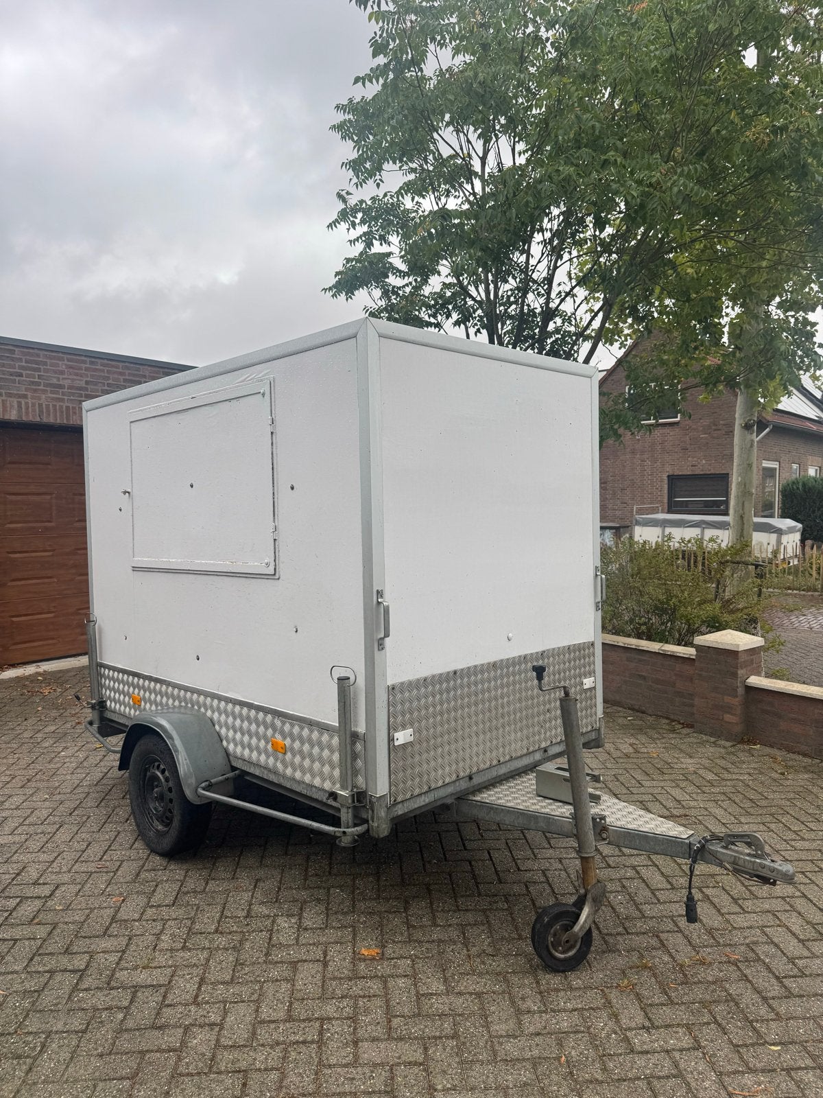 Gesloten aanhanger - Ideaal voor transport of kart rijders, Auto diversen, Ophalen, Gebruikt