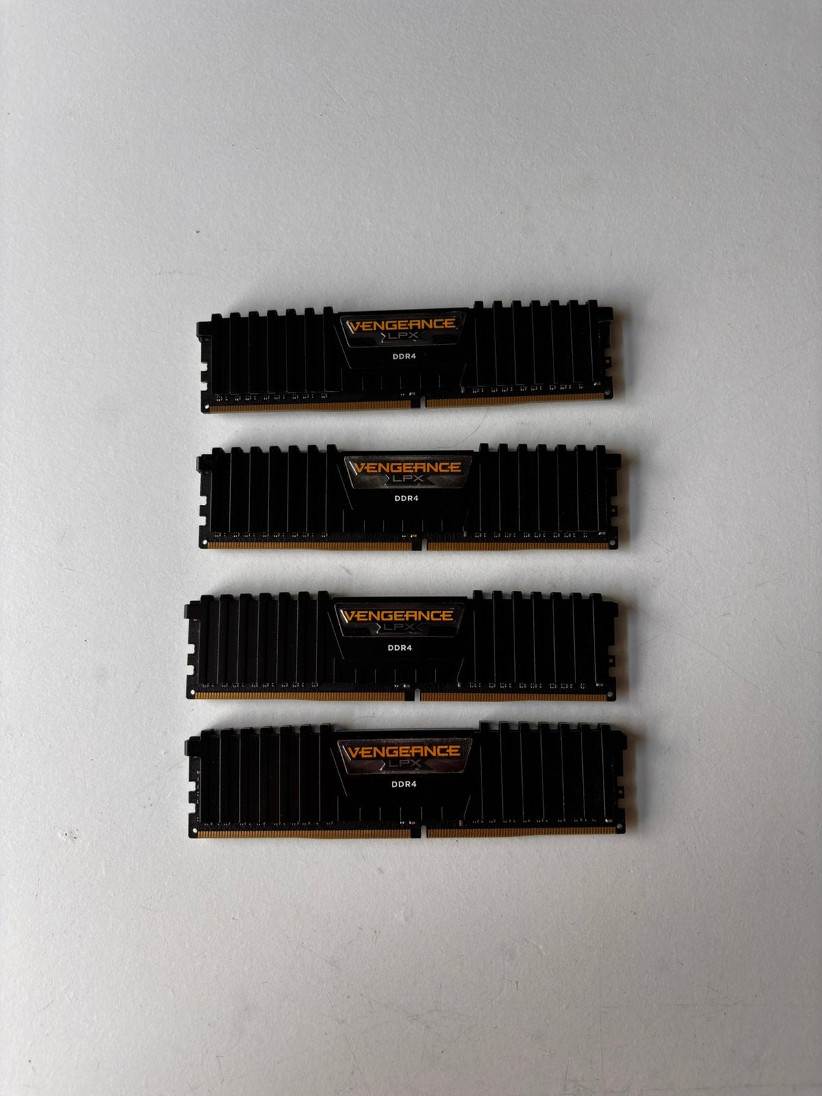 Corsair DDR4 Vengeance 3000 mhz - 32 GB, Computers en Software, 32 GB, DDR4, Ophalen of Verzenden, Zo goed als nieuw