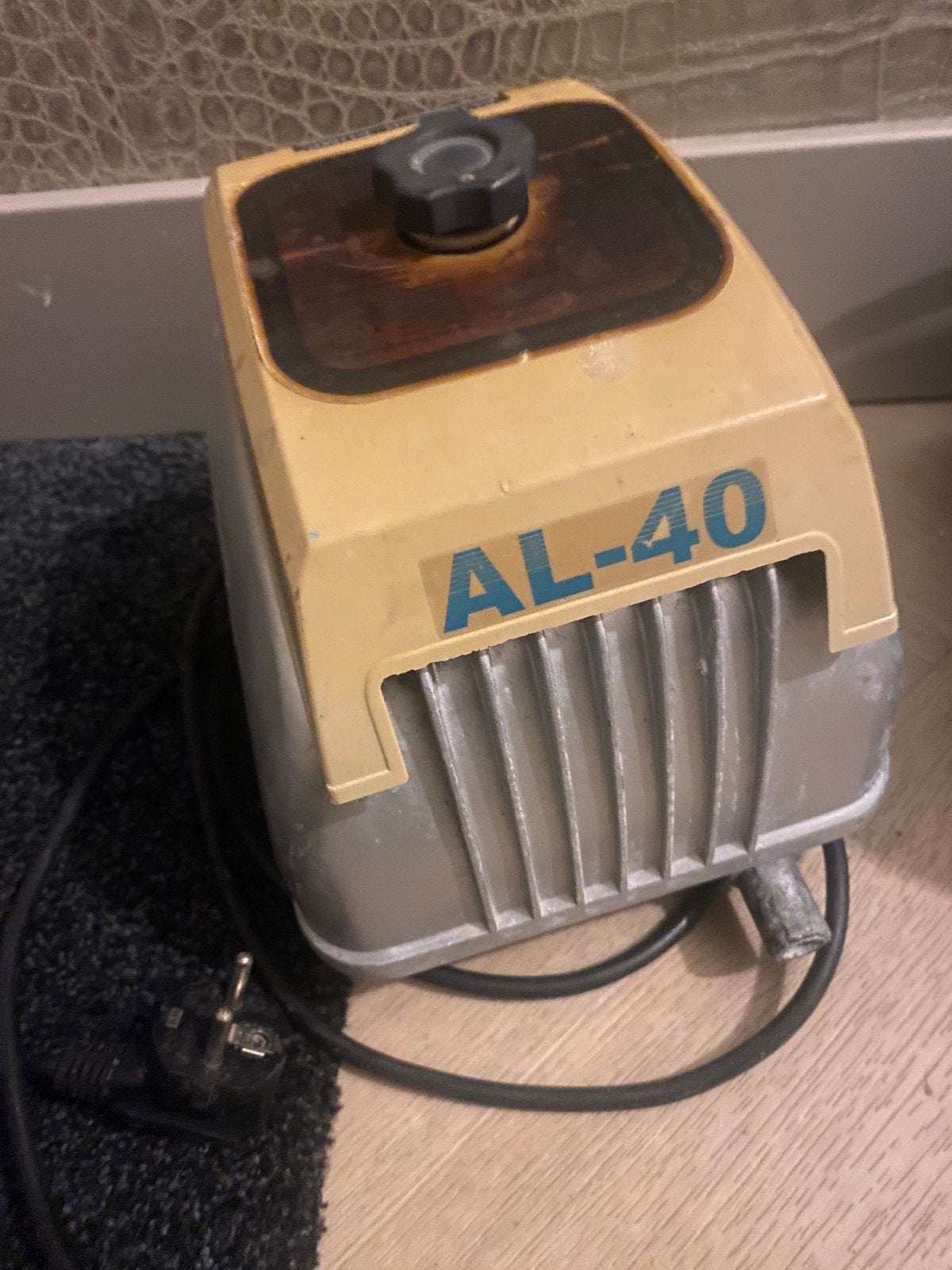 Alita AL-40 luchtpomp, Ophalen of Verzenden, Gebruikt, Vijverpomp