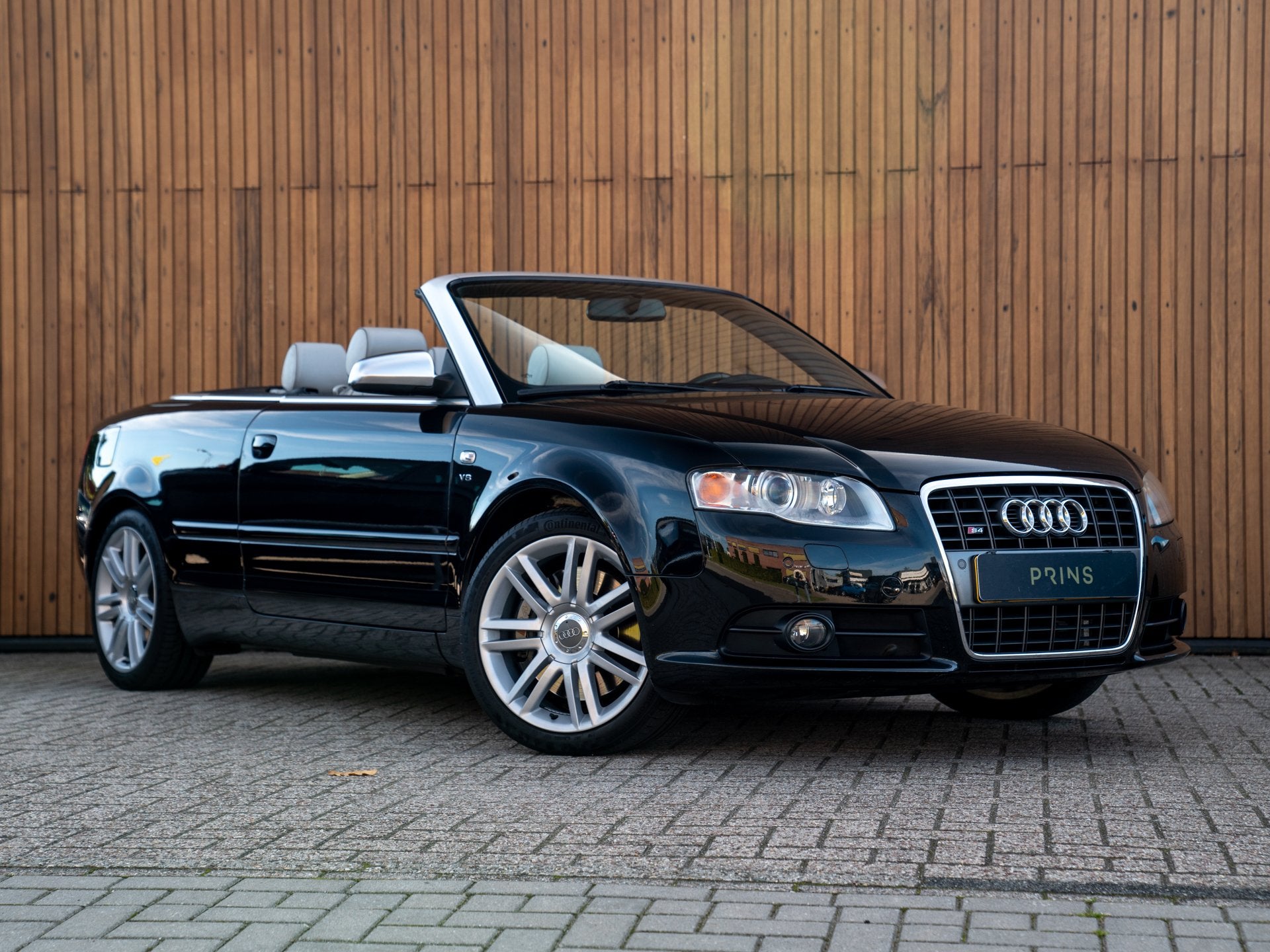 Audi S4 Cabriolet 4.2 V8 quattro | Carbon interieur | Nette, Auto's, Dealer onderhouden, Gebruikt, Cabriolet, 4 stoelen