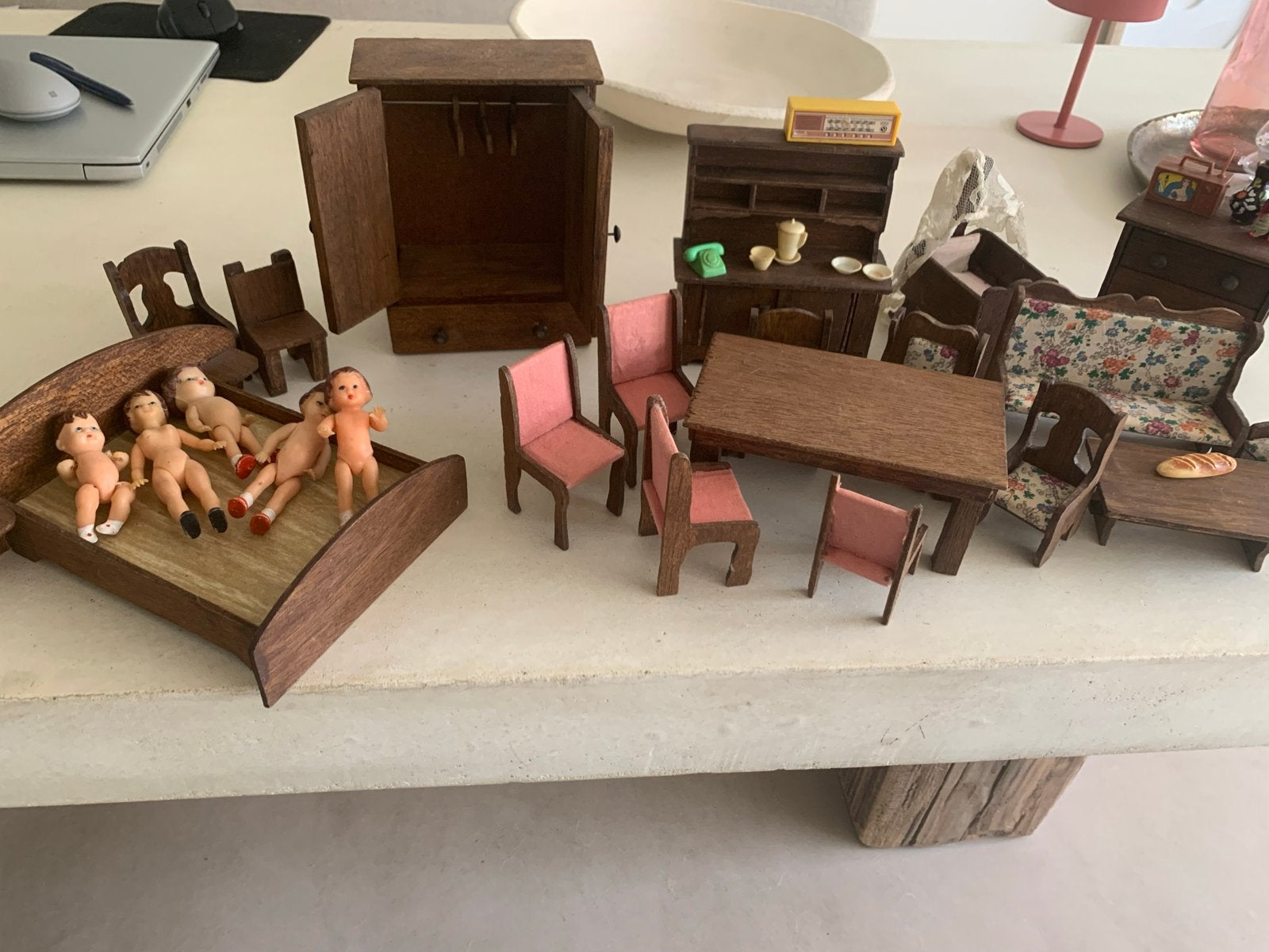 Vintage Poppenhuis Meubels en Poppen Set, Ophalen of Verzenden, Gebruikt, Toebehoren