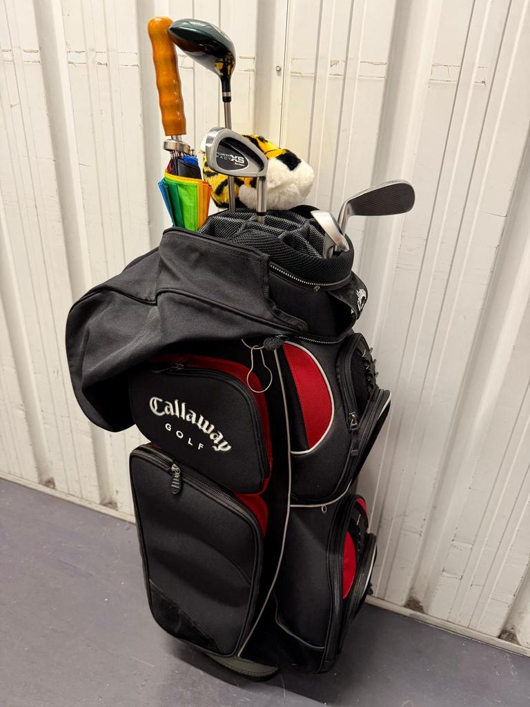 2 complete golftassen met clubs, paraplu's en reistassen, Ophalen, Gebruikt, Set, Callaway
