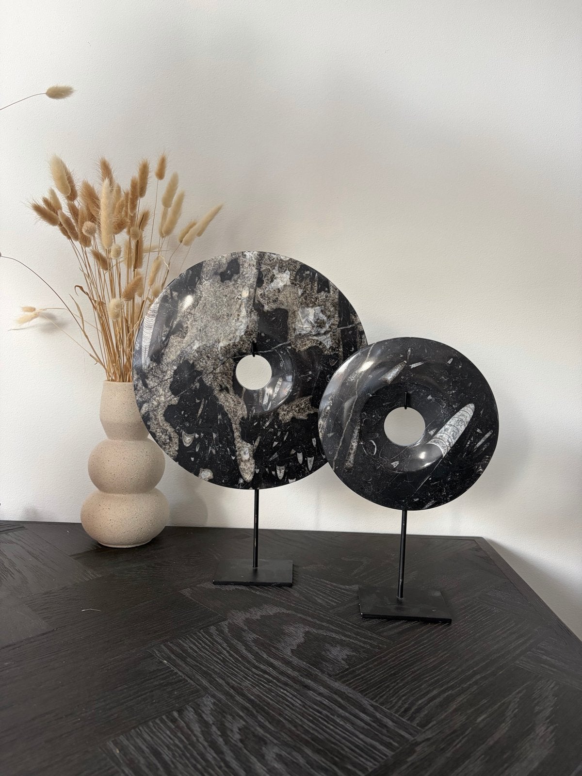 Set van 2 marmeren ornamenten op standaard, Ophalen, Zwart, Zo goed als nieuw, Japandi