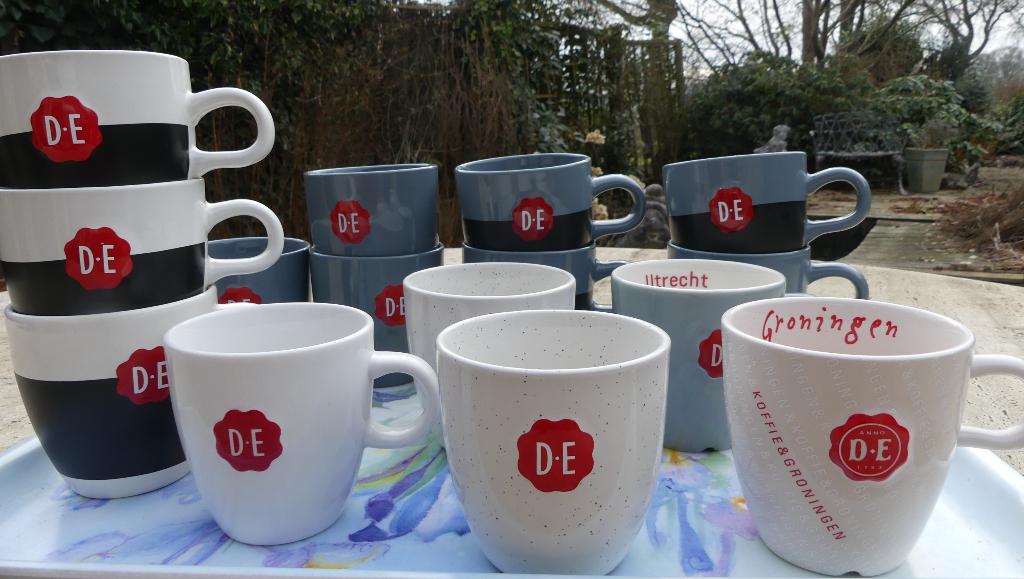 Serie Grote Douwe Egberts Mokken, Nieuw, Ophalen of Verzenden, Overige stijlen, Kop(pen) en/of Schotel(s)