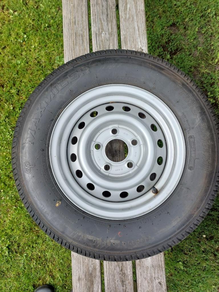 13 inch 5- gaats reservewiel/velg caravan/aanhanger, Ophalen, Zo goed als nieuw