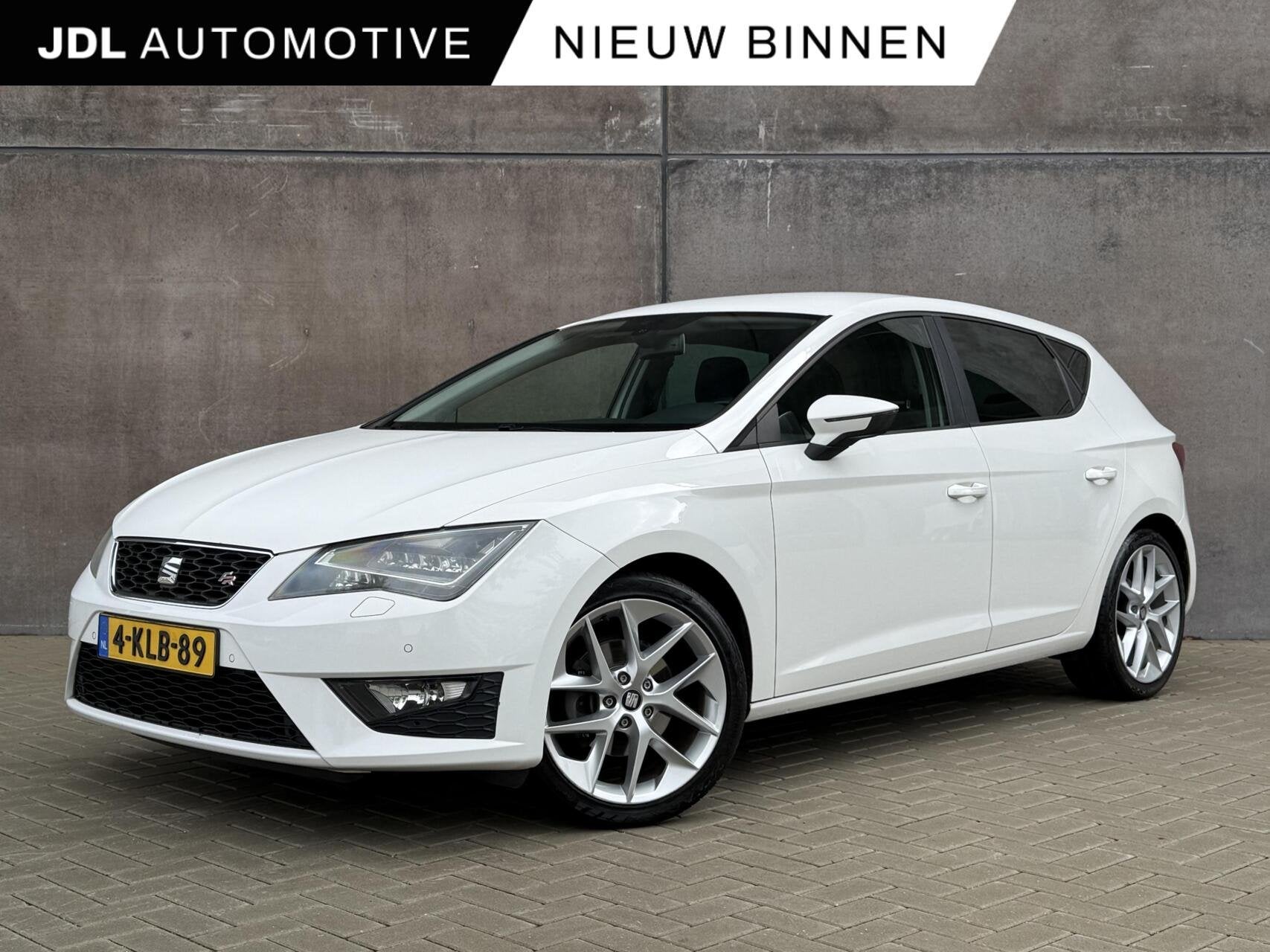 Seat Leon 1.4 TSI FR | Trekhaak | Navigatie | Full LED | Cli, Auto's, Seat, Voorwielaandrijving, Stof, Gebruikt, Zwart