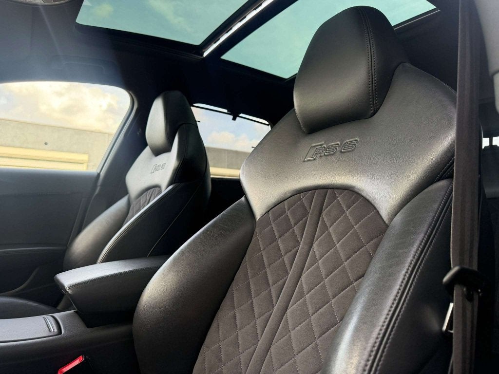 Audi RS6 Avant V8 Biturbo 560PK Milltek Pano Quattro, Automaat, Dealer onderhouden, 8 cilinders, Geïmporteerd