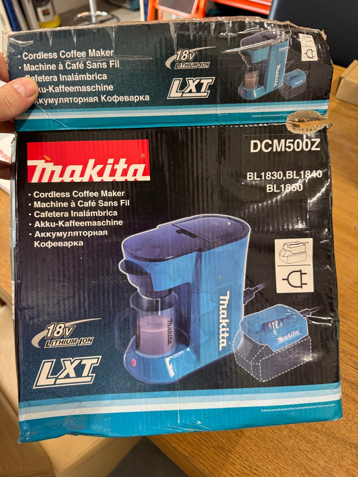 Makita DCM500Z Accu Koffiezetapparaat 18V - Zonder Accu, Ophalen, Gebruikt, Koffiemachine, Gemalen koffie