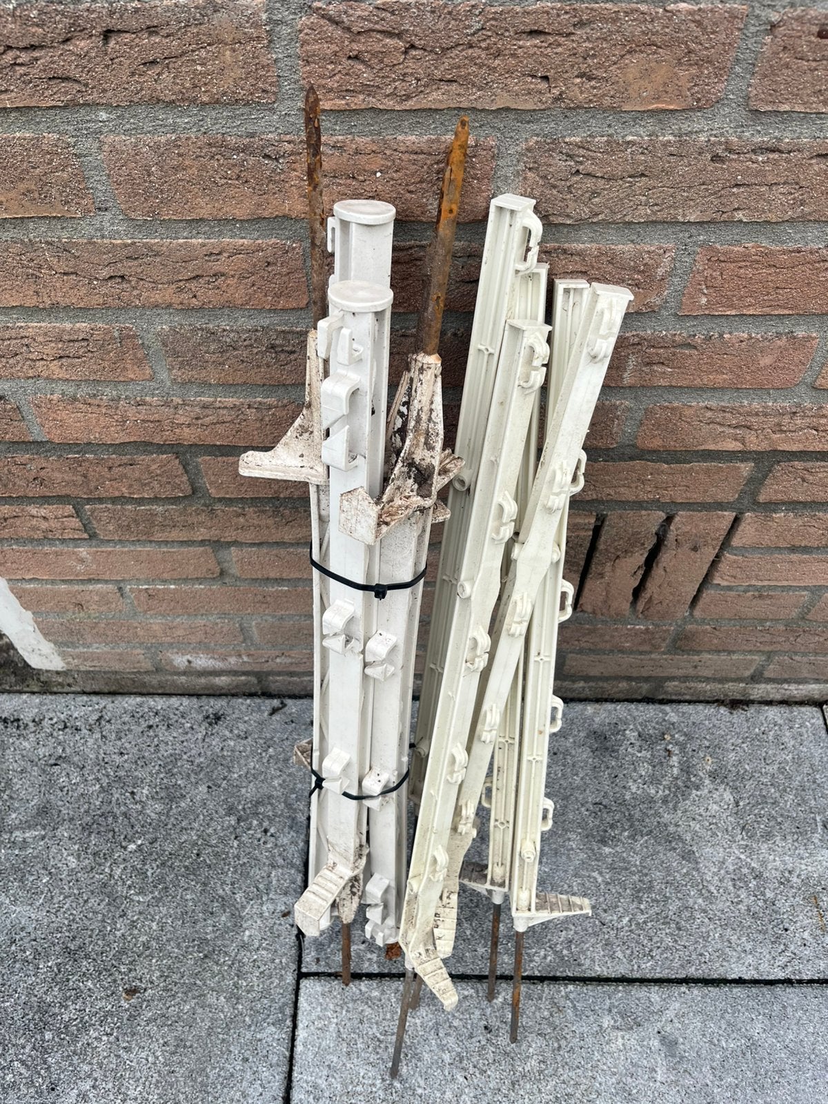 Rasterpaaltjes 50 cm - 10 stuks, Tuin en Terras, Ophalen, Gebruikt, Kunststof, Overige typen
