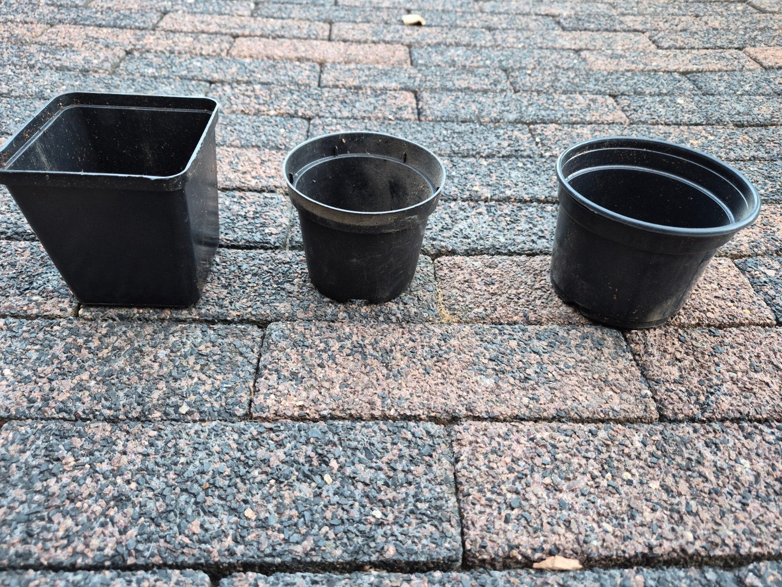 P9 potjes een mega grote partij, Ophalen, Rond, Kunststof, Minder dan 30 cm