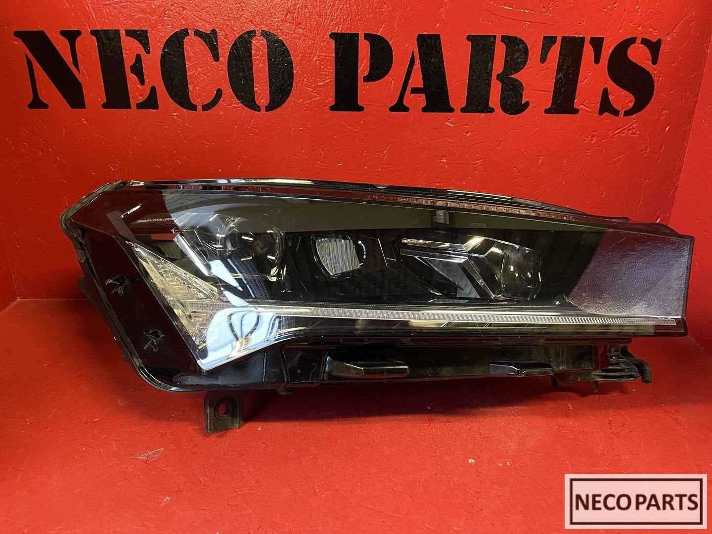 SKODA ENYAQ VOL LED KOPLAMP RECHTS ORIGINEEL 5LB941016A, Gebruikt, -, -, Ophalen of Verzenden
