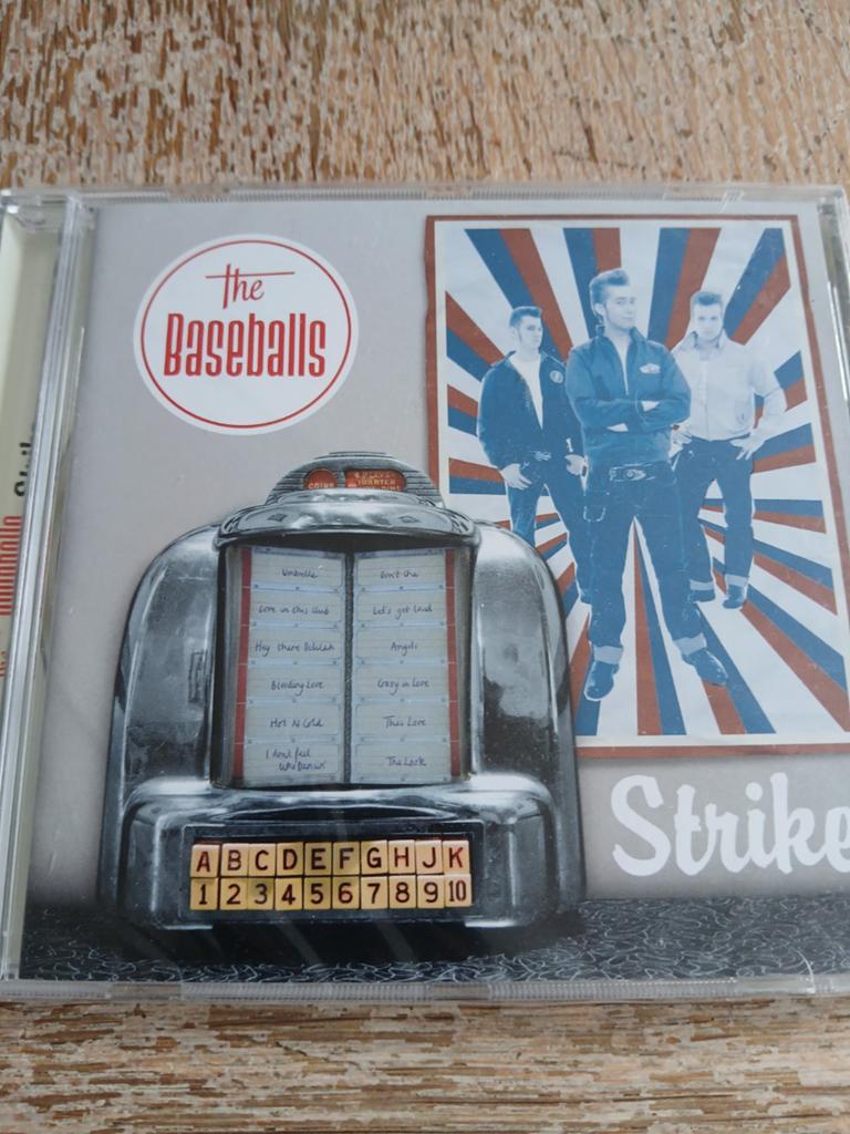 CD The Baseballs - Strike (sealed), Ophalen of Verzenden, Nieuw in verpakking