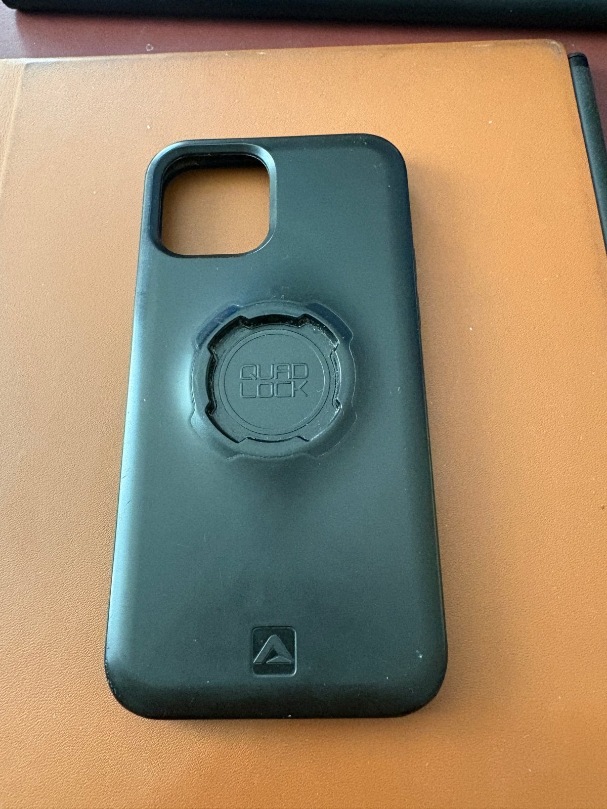 Quad Lock hoesje voor iPhone 12 - Zeer goede staat, Zwart, Quad Lock, Hoesje of Tasje, Ophalen of Verzenden