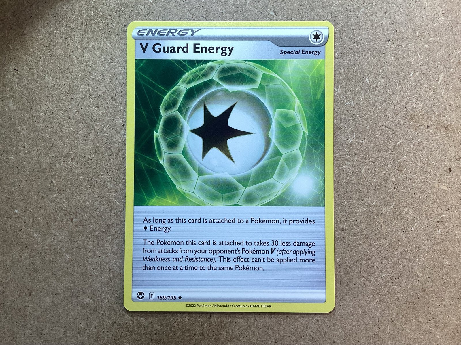 1x V Guard Energy [SIT 169/195] (Near Mint), Ophalen of Verzenden, Zo goed als nieuw, Losse kaart
