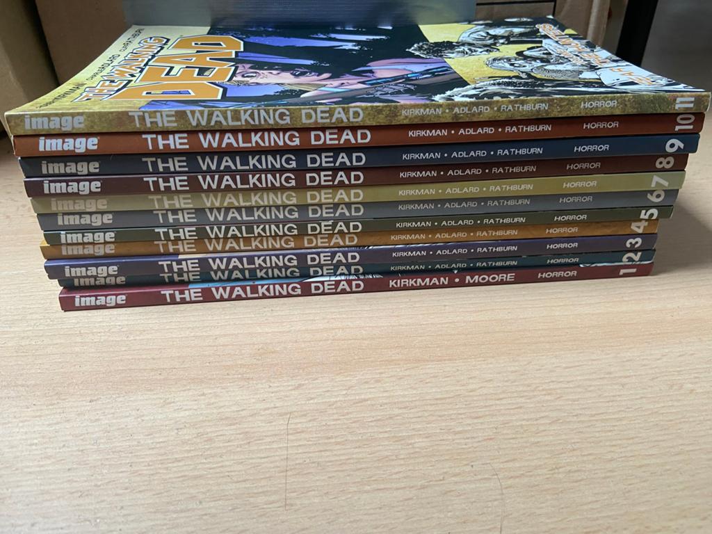 The Walking Dead TPB Graphic Novel 1-11!, Boeken, Strips | Comics, Zo goed als nieuw, Eén comic, Amerika, Ophalen of Verzenden