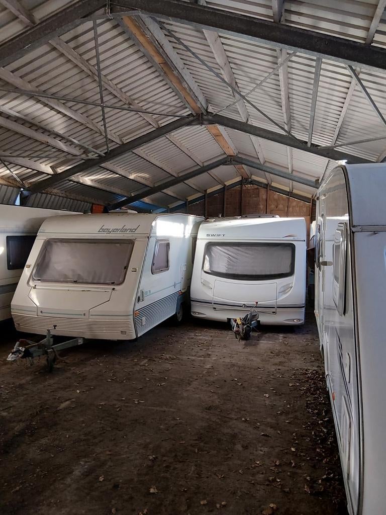 Caravan buiten plaatsen, Ophalen, Aluminium