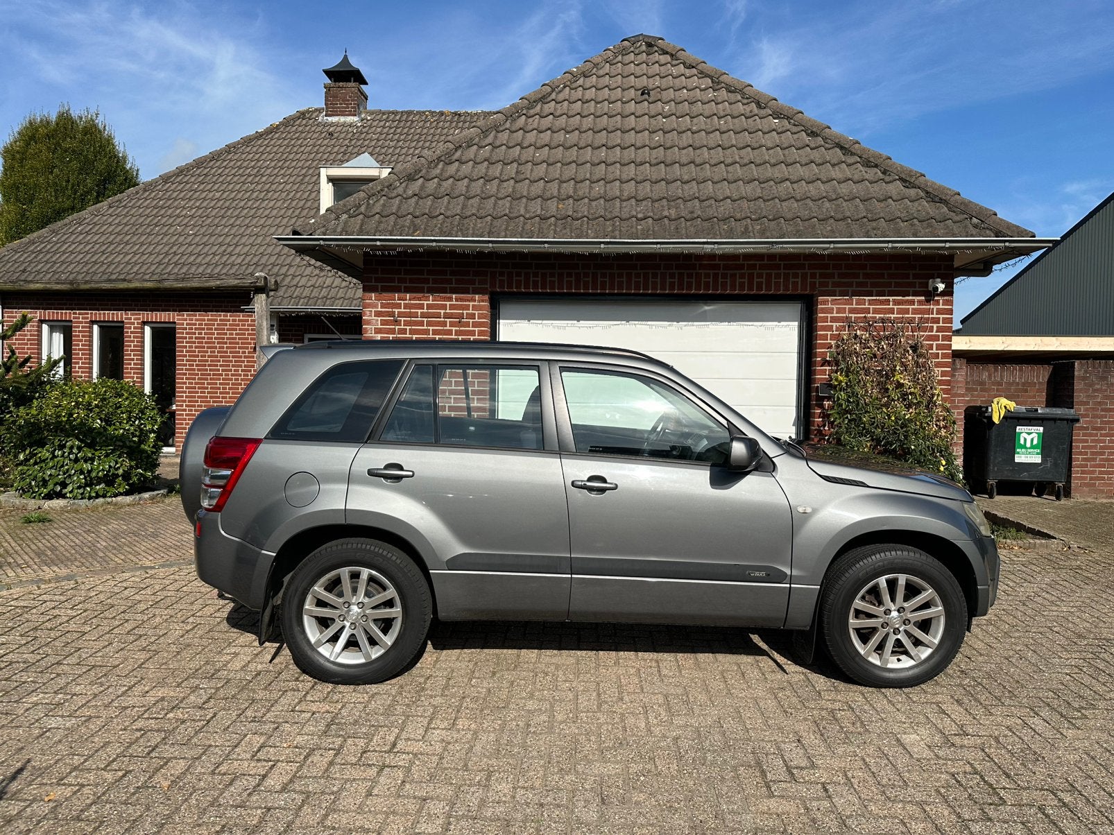 NETTE SUZUKI GRAND VITARA 2.0-16v Exclusive 5D 2006 Grijs, Auto's, Parkeersensor, Dealer onderhouden, Stof, 1995 cc