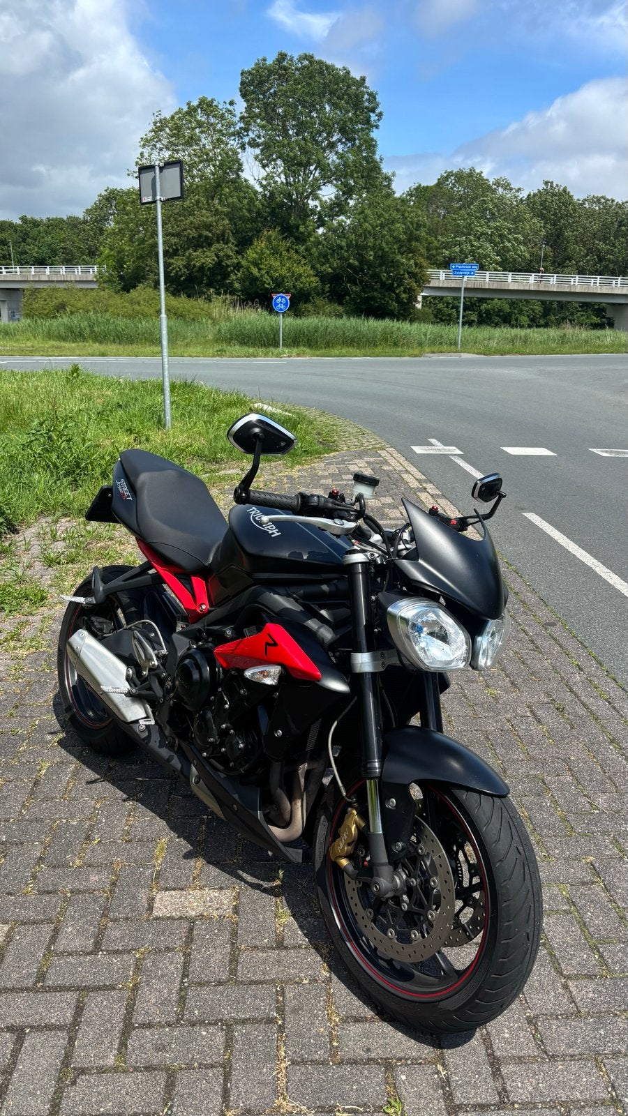 Triumph Street Triple 675 R (2016/17) - Zeer nette staat, Gebruikt, 3 cilinders, Particulier, Meer dan 35 kW