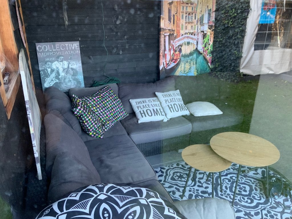 Loungebank, Tuin en Terras, Ophalen, Kunststof, Gebruikt, 8 zitplaatsen