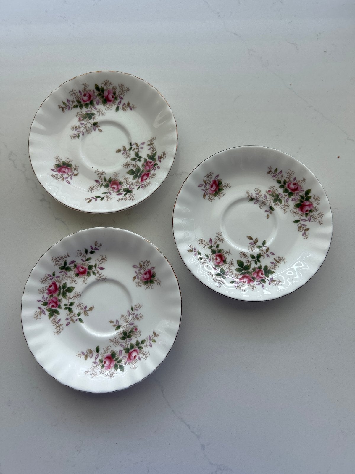 Set van 3 Royal Albert Lavender Rose schoteltjes, Ophalen of Verzenden