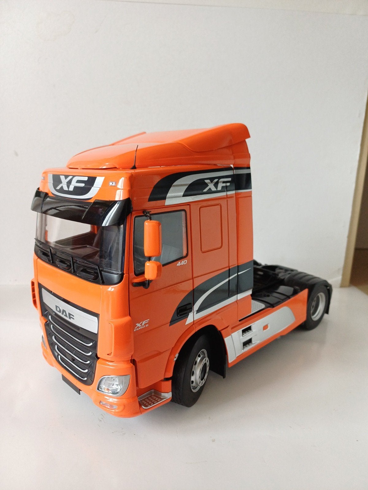 1:18 Premium ClassiXXs ixo DAF Xf space, Ophalen of Verzenden, Zo goed als nieuw, Bus of Vrachtwagen