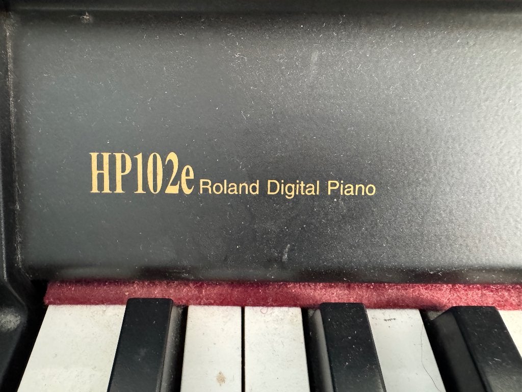 Roland HP-120e digitale piano (originele pedalen), Muziek en Instrumenten, Ophalen, Gebruikt, Bruin, Digitaal