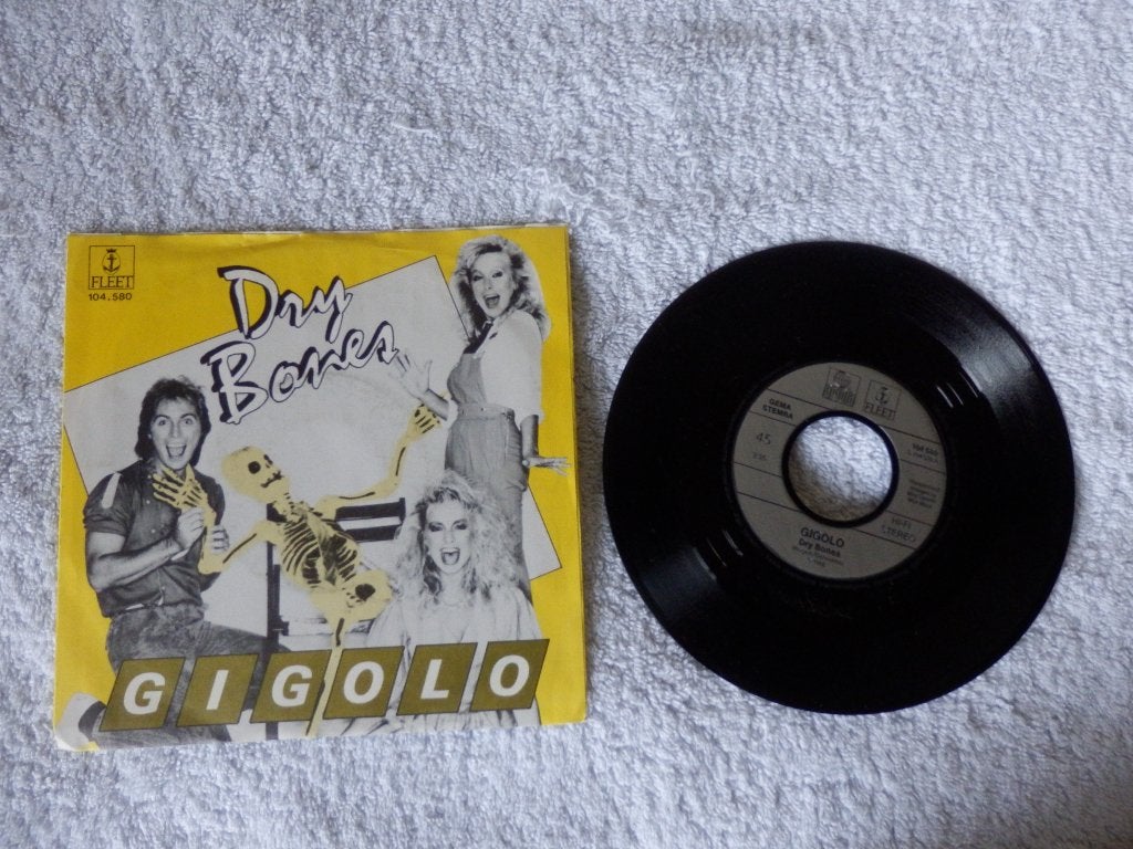 Gigolo-Dry Bones, Ophalen of Verzenden, Gebruikt, 7 inch, Pop