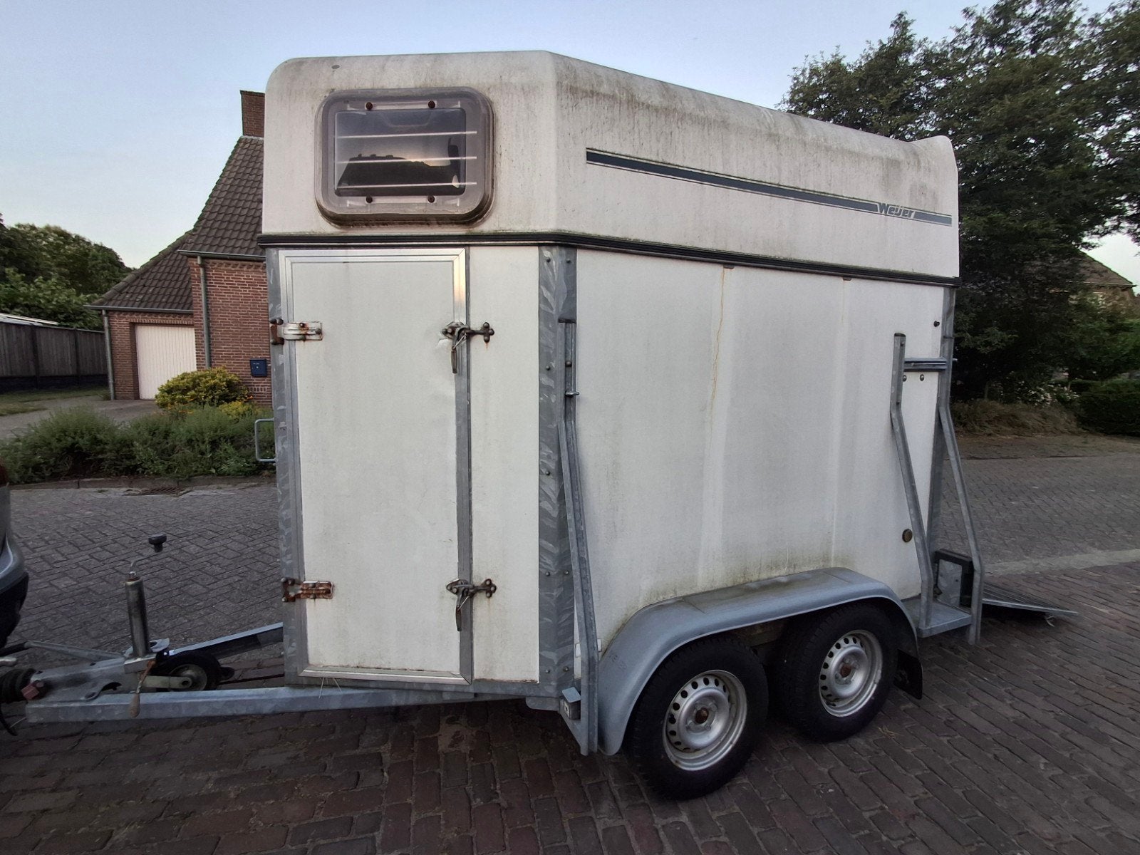 De Weijer 1,5 paards trailer - Bouwjaar 2001, Ophalen, Gebruikt, Hout, 1½-paards trailer