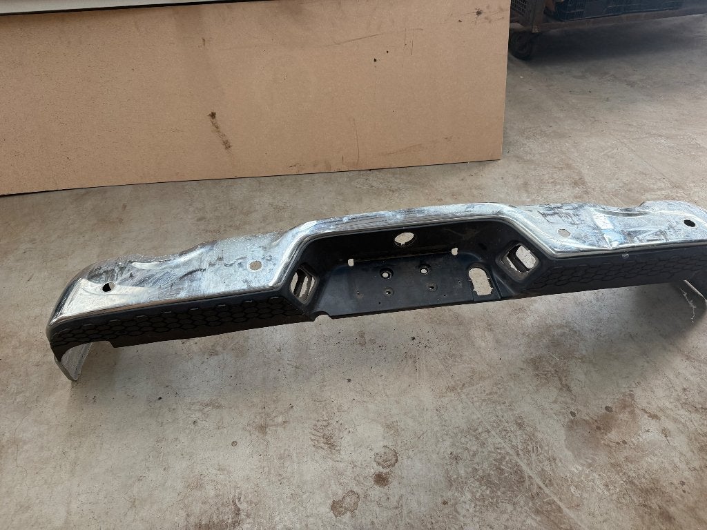 Achterbumper Dodge ram, Particulier, Te koop