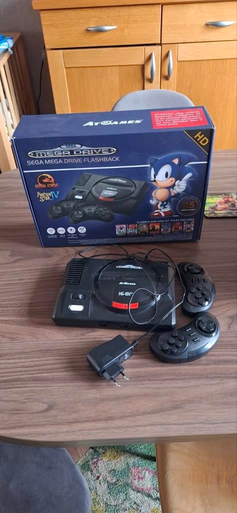 Sega Mega Drive Flashback met 2 controllers, Spelcomputers en Games, Spelcomputers | Sega, Ophalen, Met games, Mega Drive, Met 2 controllers