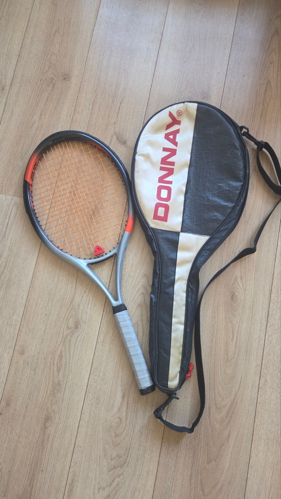 Donnay Supermidsize Tennisracket met hoes, L2, Gebruikt, Ophalen of Verzenden, Racket