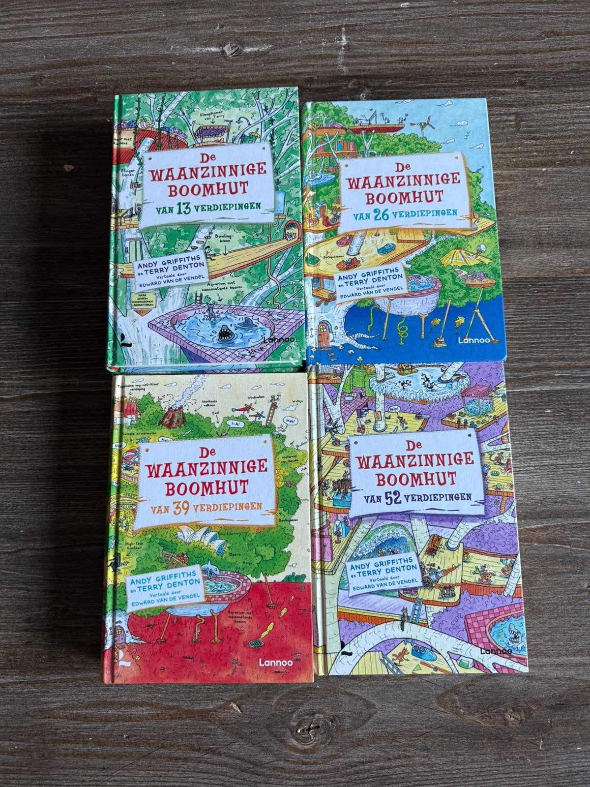 Boeken waanzige boomhut, Ophalen, Zo goed als nieuw