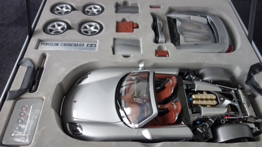 Tamiya Porsche Carrera GT in schaal 1:12, Hobby en Vrije tijd, Ophalen of Verzenden, Nieuw, 1:9 t/m 1:12, Auto