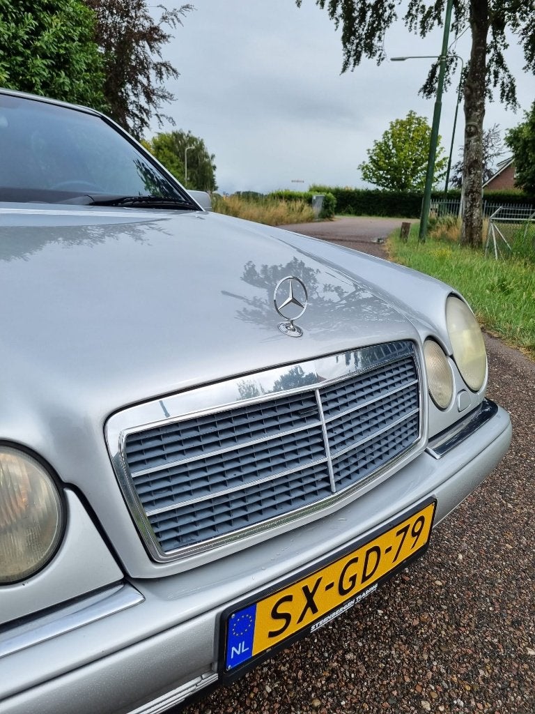 Mercedes-Benz E-Klasse 3.2 E320 Sedan Elegance Automaat W210, foto 6