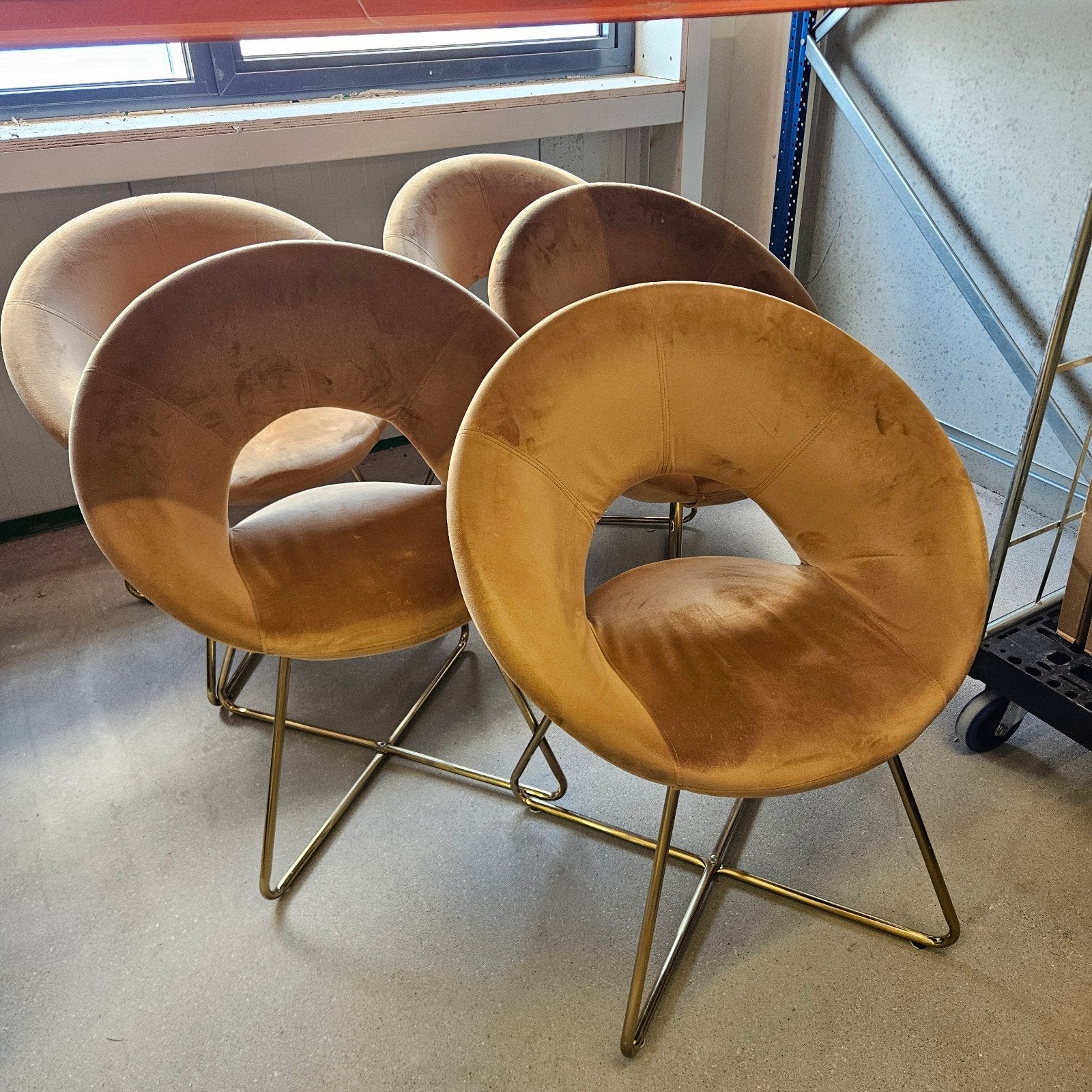 Light & Living Charlie stoelen fauteuils 5x karamel velvet, Huis en Inrichting, Ophalen, Overige kleuren, Zo goed als nieuw, Stof