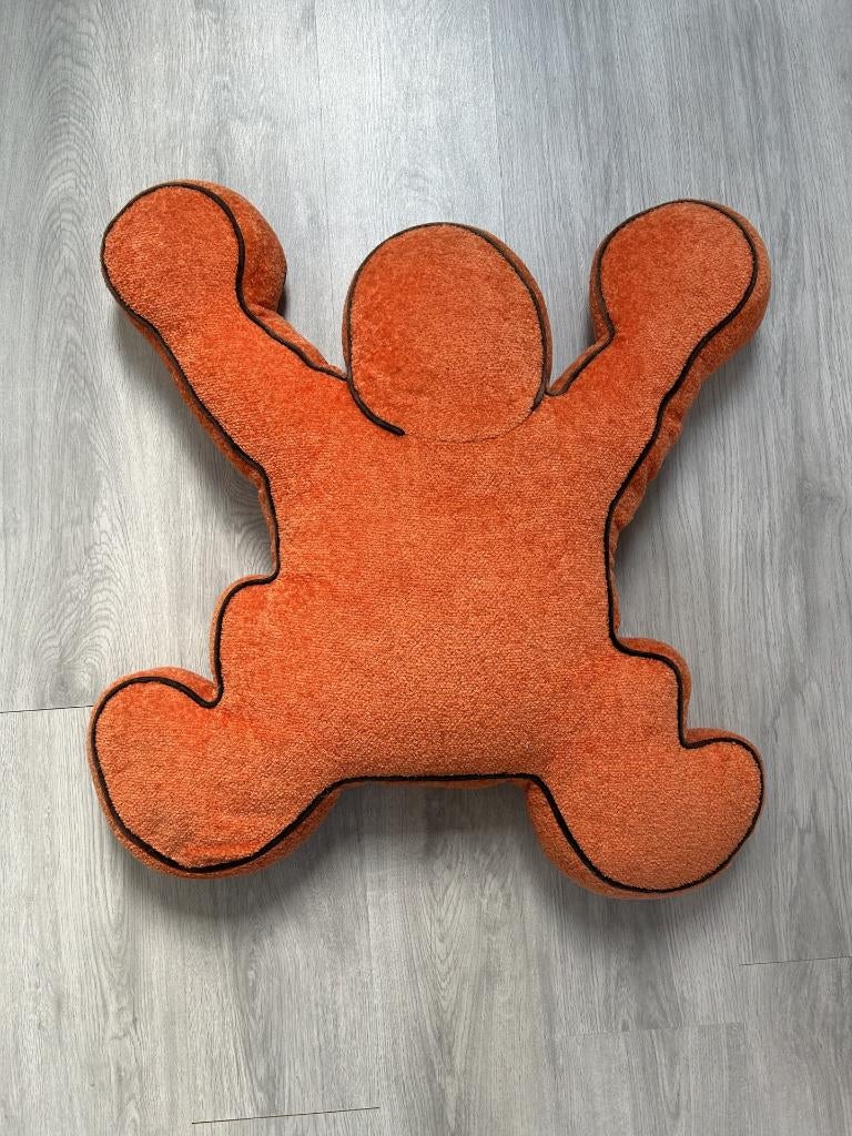 Drie Keith Haring Bretz kussens ‘Hurra’, Ophalen