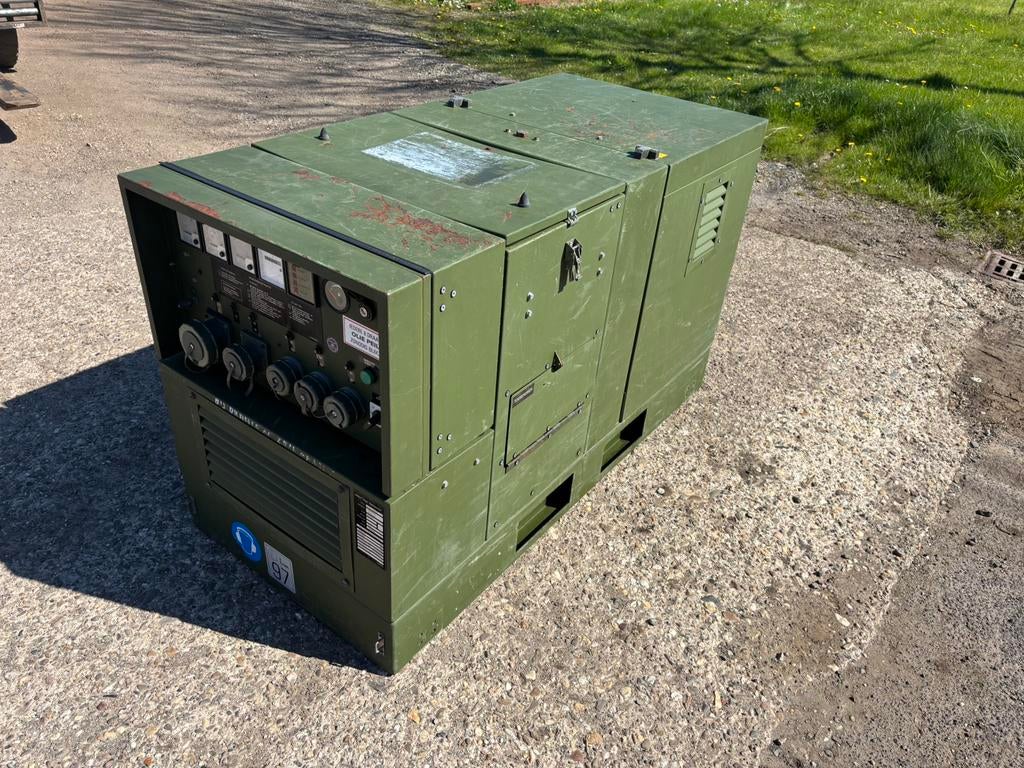 7,5 KVA aggregaat 230 Volt Hatz diesel generator, Doe-het-zelf en Verbouw, Aggregaten, Ophalen, Gebruikt, Elektrisch startend