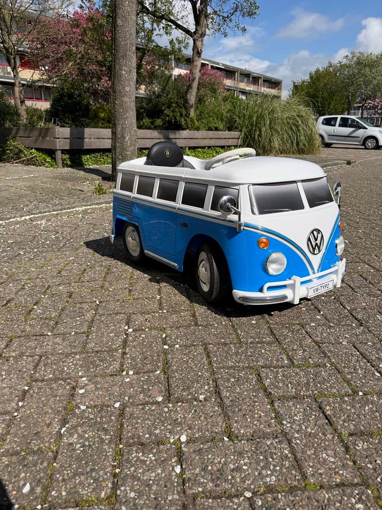 VW Transporter Elektrische Kinderauto met Afstandsbediening, Ophalen of Verzenden, Gebruikt, Loopvoertuig