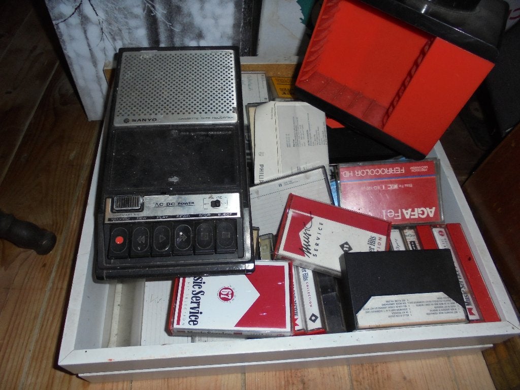 vintage cassette plus  toebehoren, Ophalen of Verzenden, Gebruikt, Pop, 2 t/m 25 bandjes