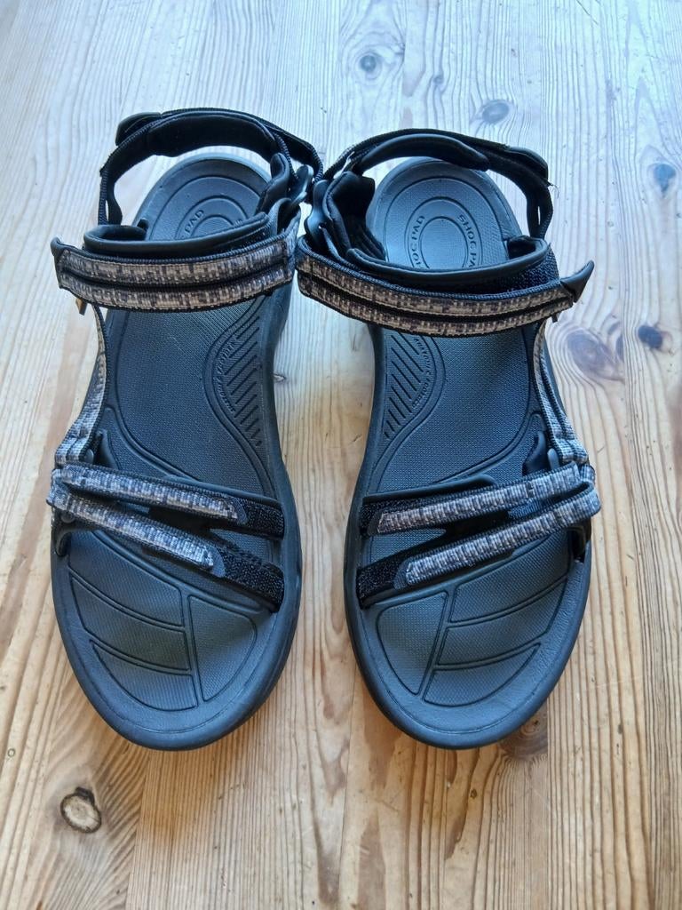 Nieuwe Teva sandalen maat 43, Kleding | Dames, Schoenen, Zwart, Nieuw, Teva, Sandalen of Muiltjes