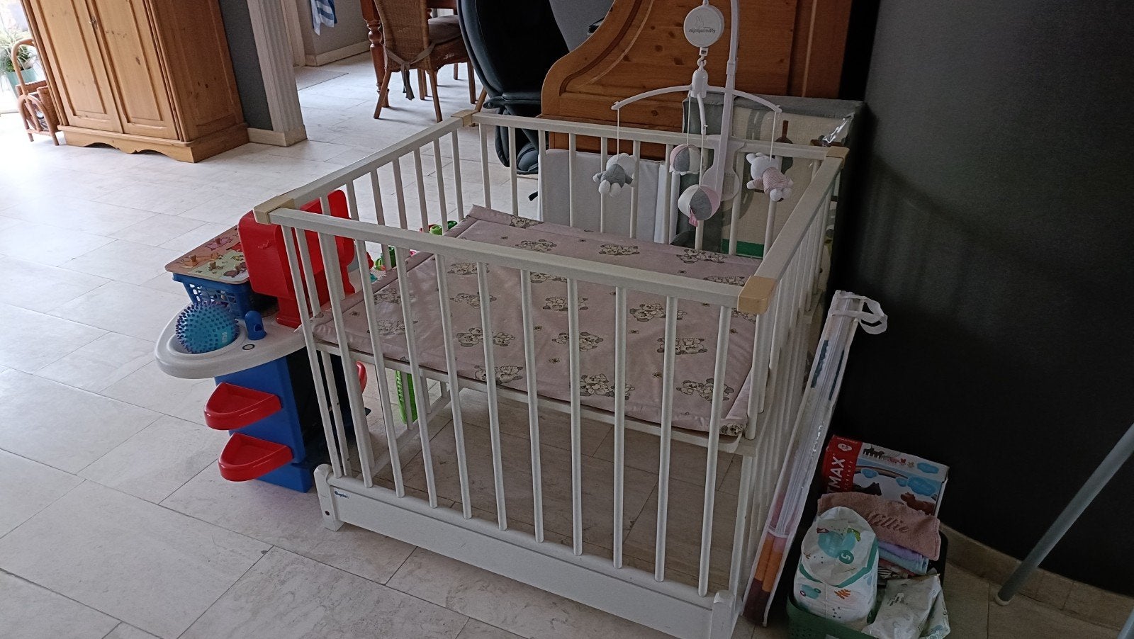 babybox, Ophalen, Gebruikt, Rechthoekig, In hoogte verstelbaar
