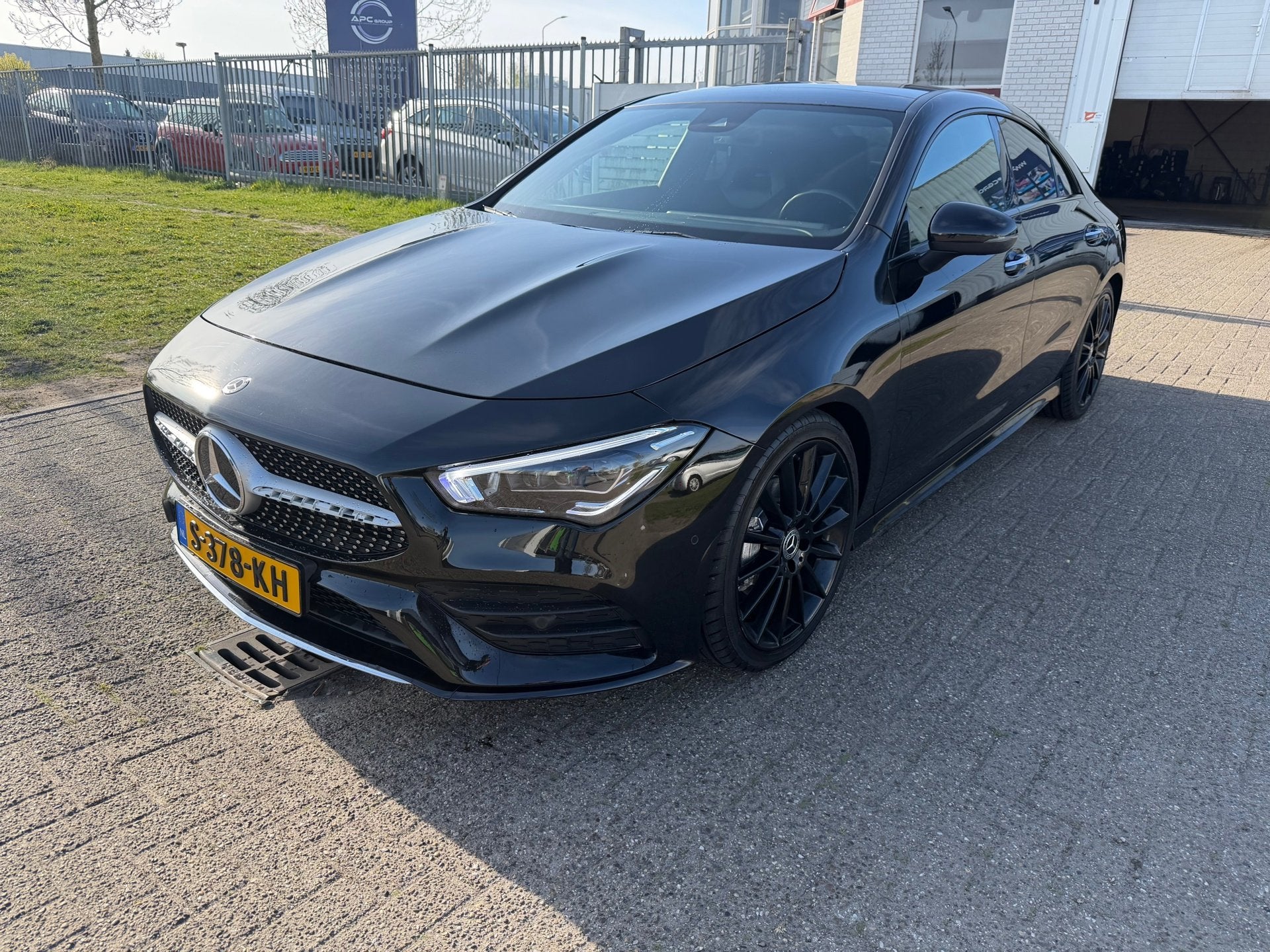 Mercedes-Benz CLA-klasse 180 d Premium Plus, Auto's, Gebruikt, 4 cilinders, 116 pk, Leder
