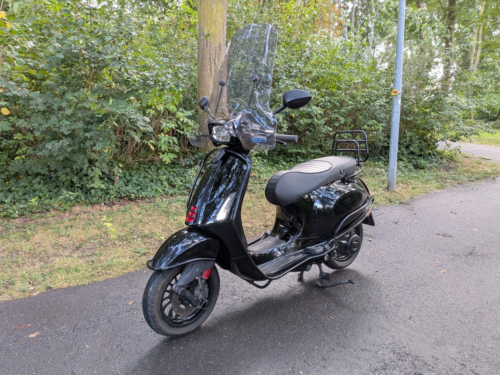 Vespa Sprint iGet3V, slechts 9150km, Bromscooter, Zeer mooi!, Ophalen, Overige modellen, Maximaal 45 km/u, Zo goed als nieuw