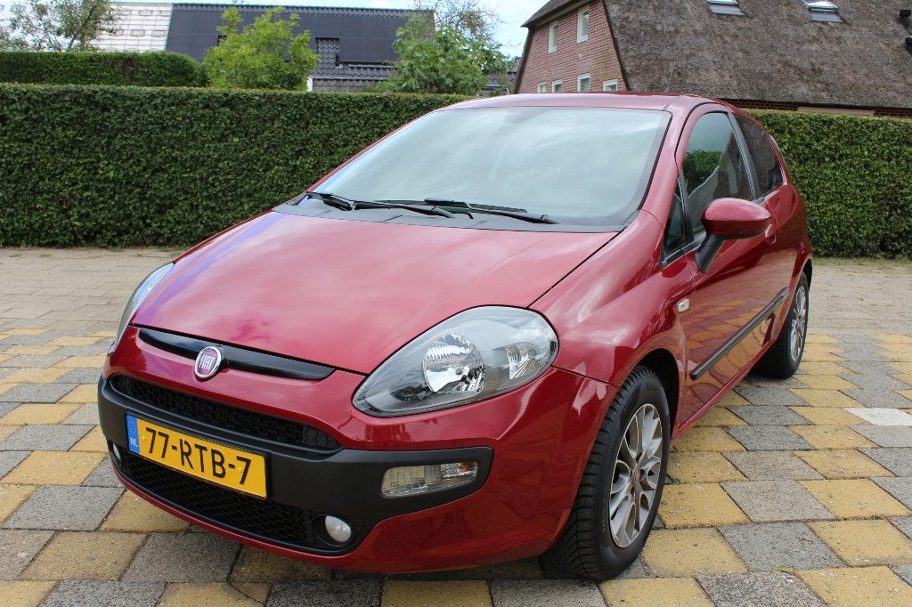 Fiat Punto 1.3 Multijet  2011 APK  12-09-2027  CLIMA !!!, Auto's, Voorwielaandrijving, 4 cilinders, 400 kg, Bedrijf
