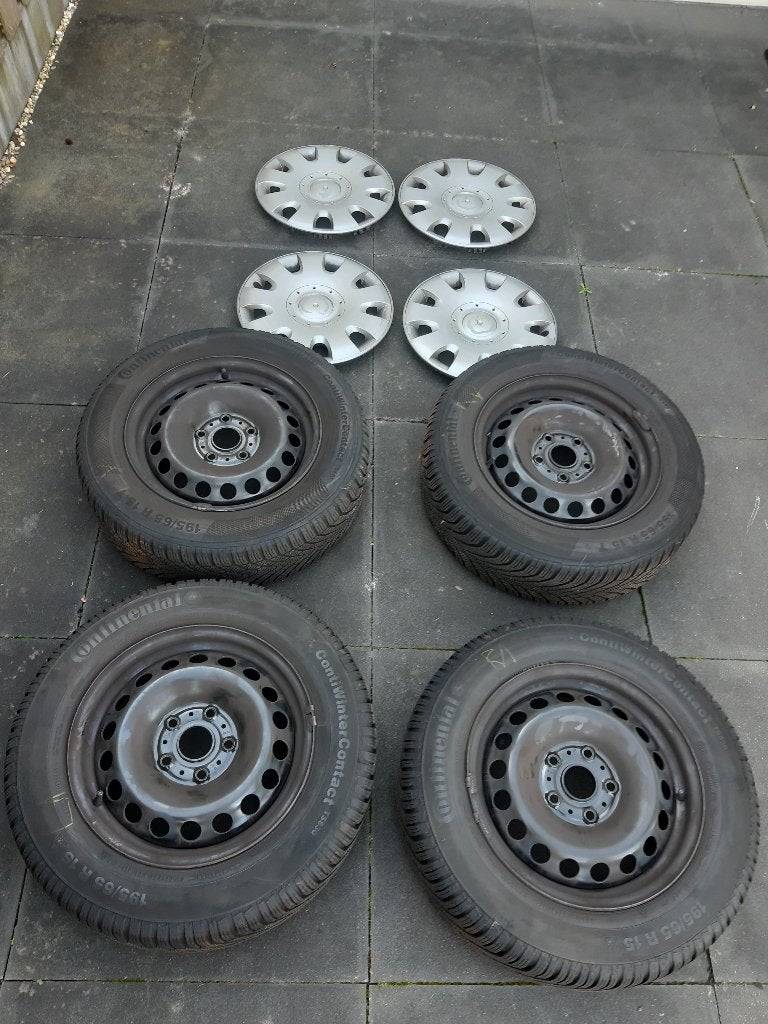 Te koop: winterbanden op velg VW Golf 5, Ophalen, Gebruikt, 15 inch, Banden en Velgen