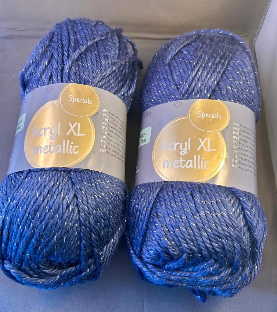 2 bollen Alison & Mae Specials Acryl XL Metallic, Ophalen of Verzenden, Nieuw, Breien of Haken, Wol of Garen