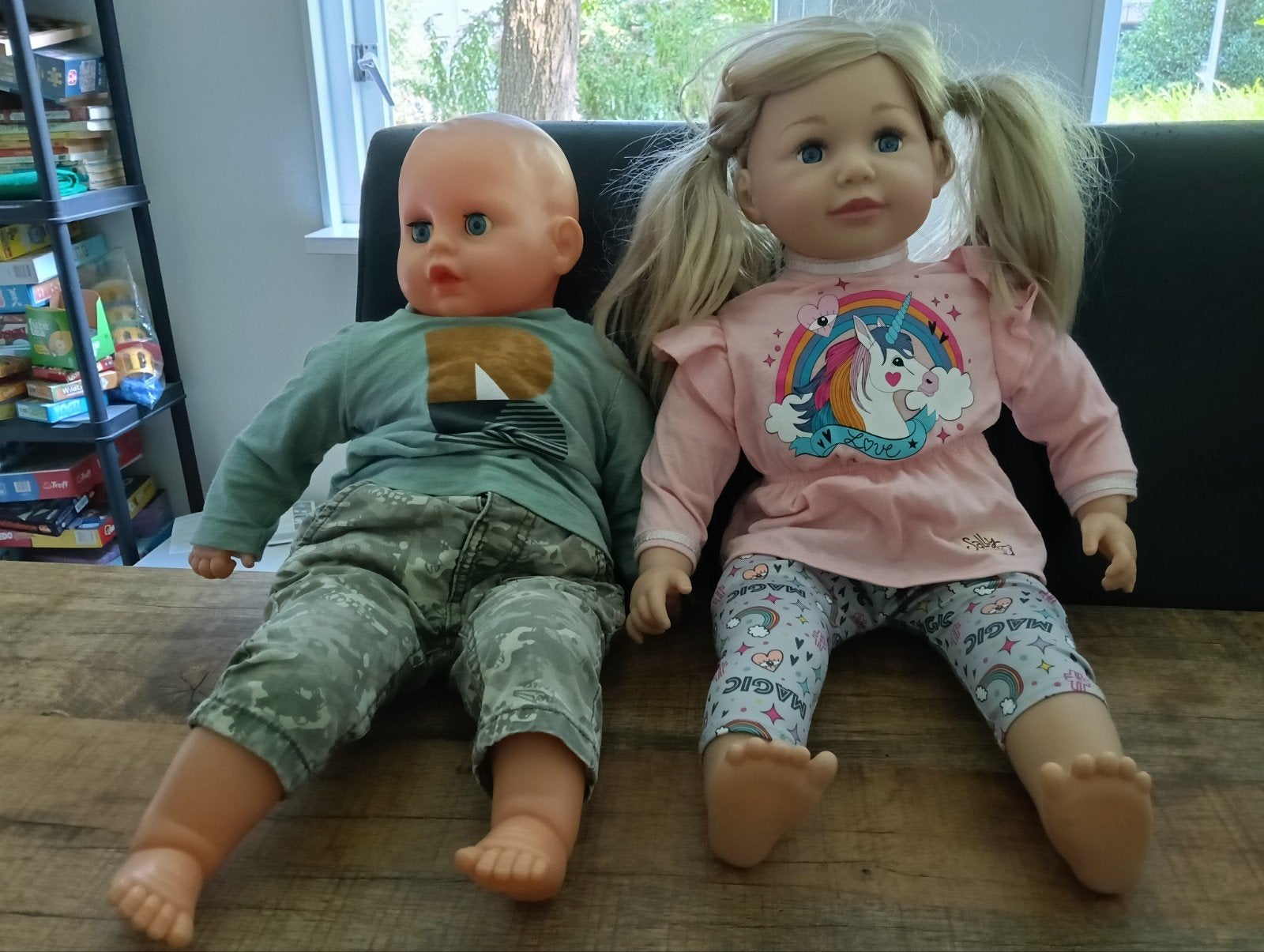 Leuke poppen: babypop en meisje met blond haar, Ophalen, Gebruikt, Babypop