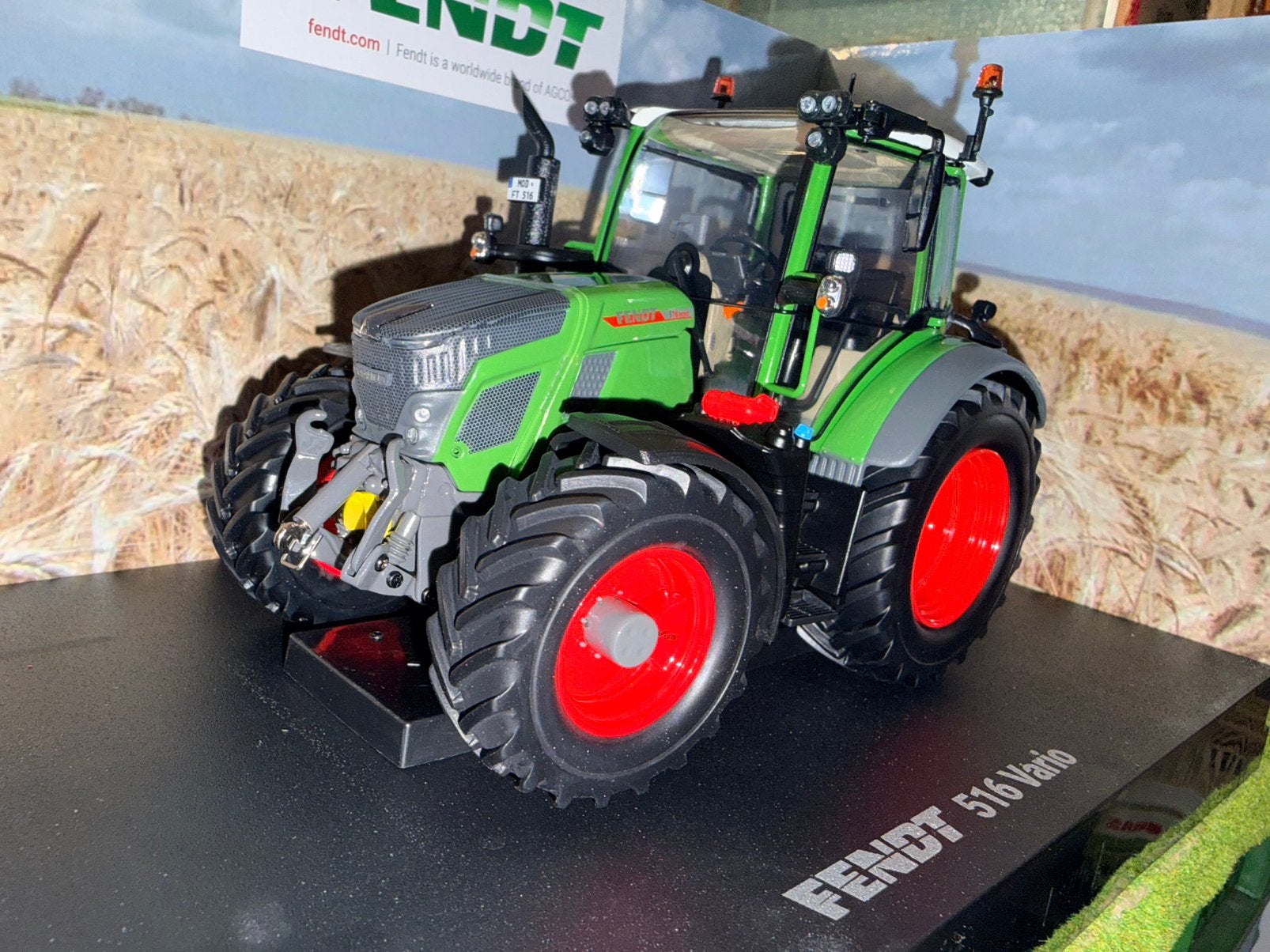 Fendt 516 Vario, Hobby en Vrije tijd, Ophalen of Verzenden, Nieuw, Tractor of Landbouw, Universal Hobbies