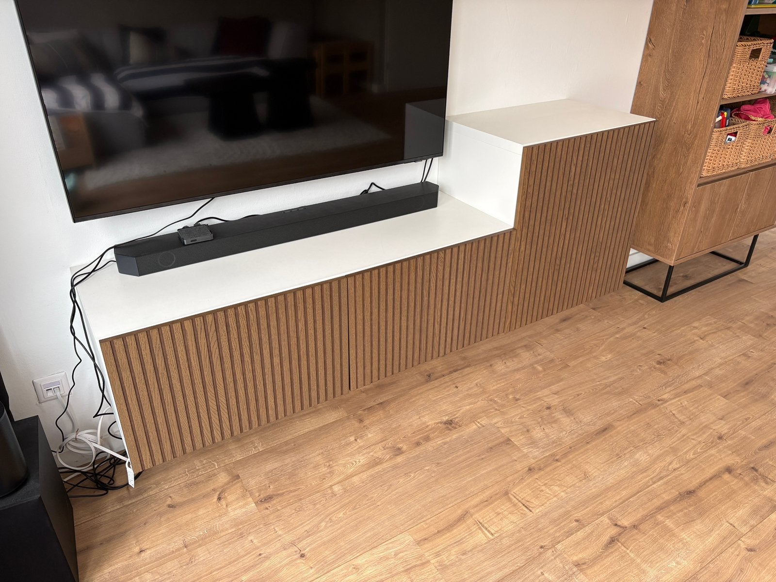 TE KOOP: IKEA Besta tv meubel 180cm, Ophalen, Gebruikt, 150 tot 200 cm, Minder dan 100 cm